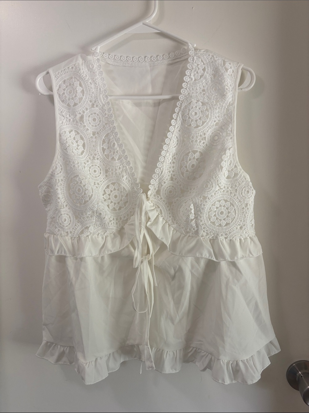 SO White Crochet Lace Tie-Front Peplum Tunic